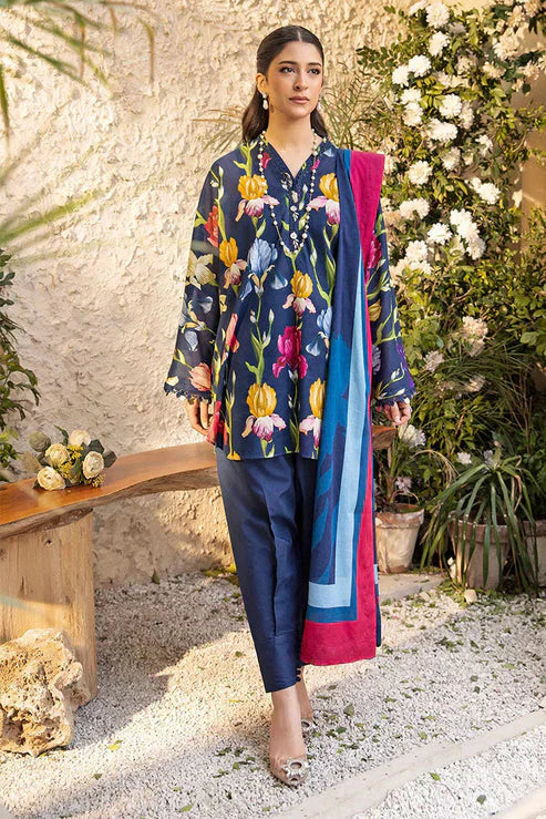 Elaheh By M Basics 10